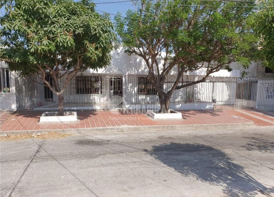 SE VENDE CASA EN OLAYA