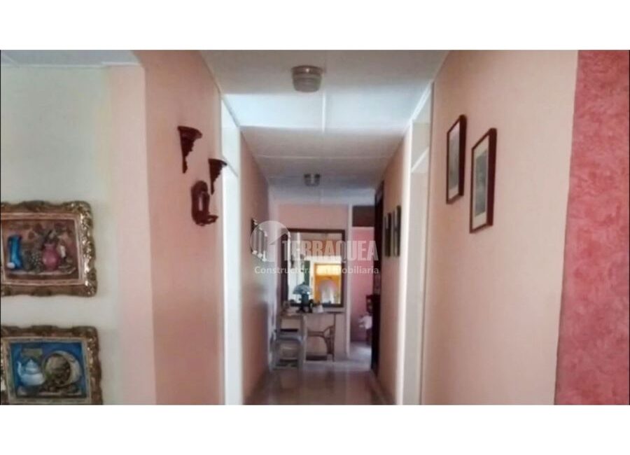 SE VENDE CASA EN LA CUMBRE