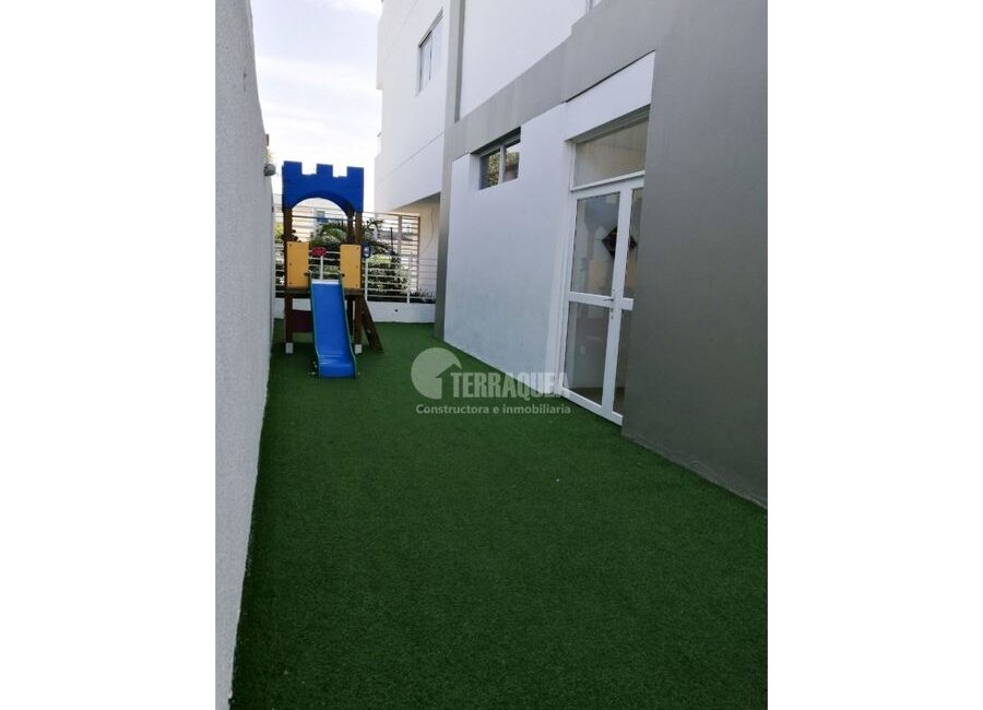 SE VENDE APARTAMENTO EN EL RECREO