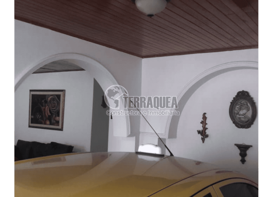 VENTA DE CASA + APARTAMENTO Y APARTAESTUDIO EN BARRIO LAS MERCEDES