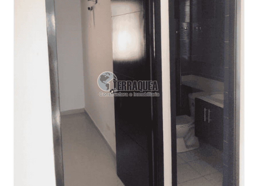 SE VENDE APARTAMENTO EN RIOMAR