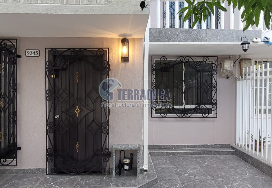 Casa Duplex en Campo Alegre