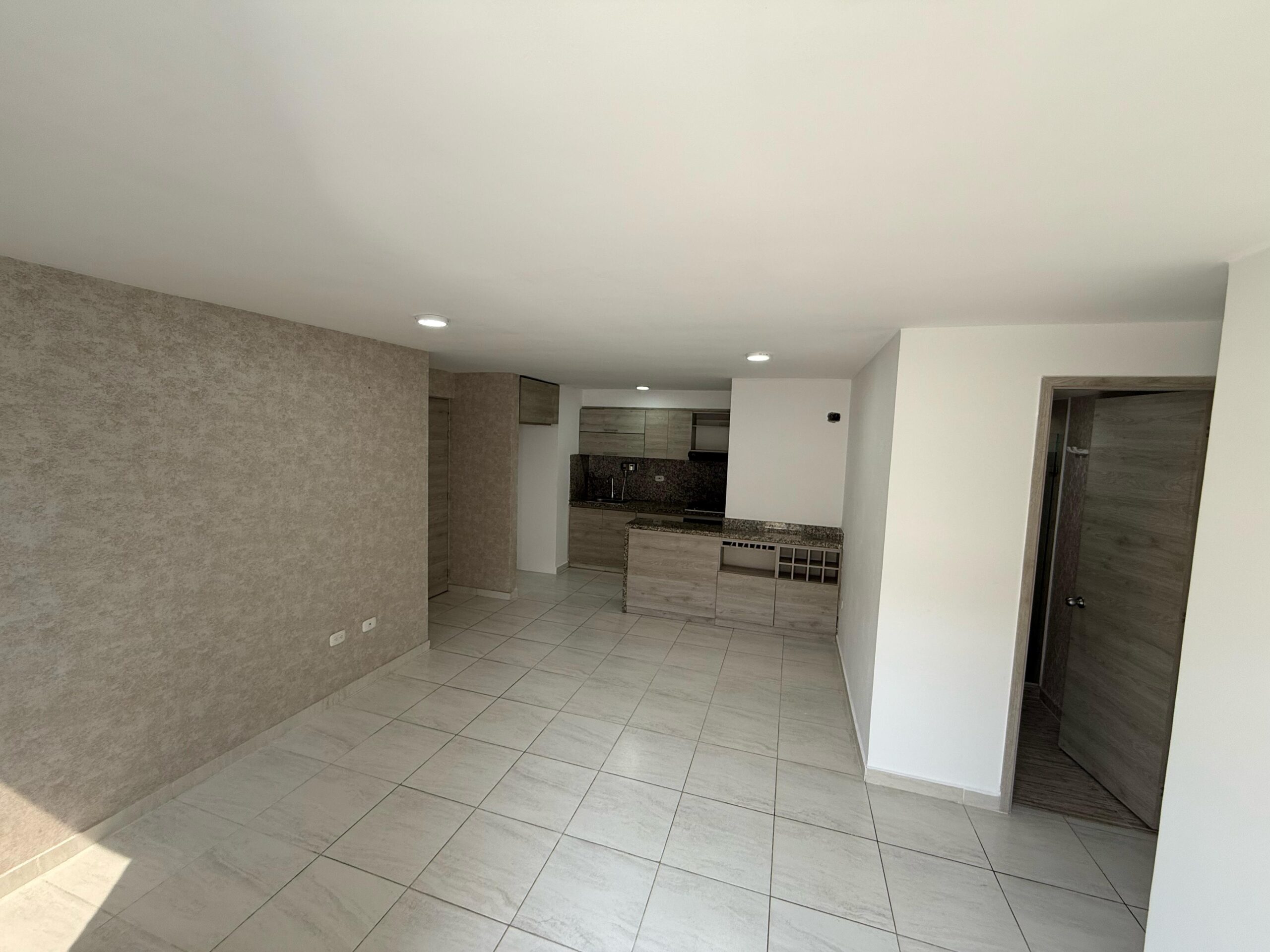 WhatsApp-Image-2025-02-26-at-10.49.11-1