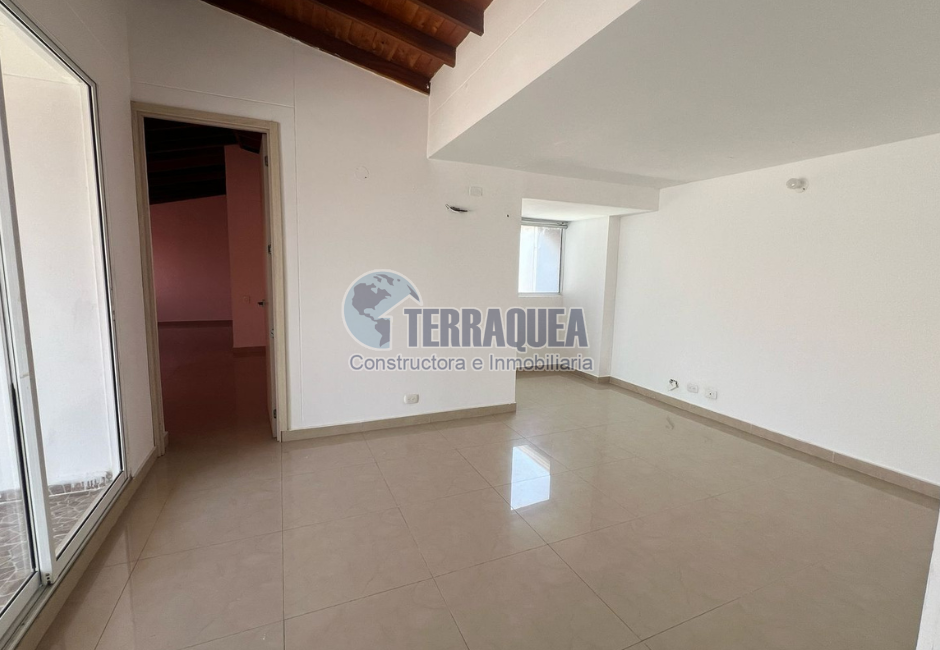 Apartamento dúplex en el Tabor