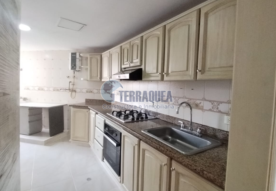 Apartamento en Altos Del Limon