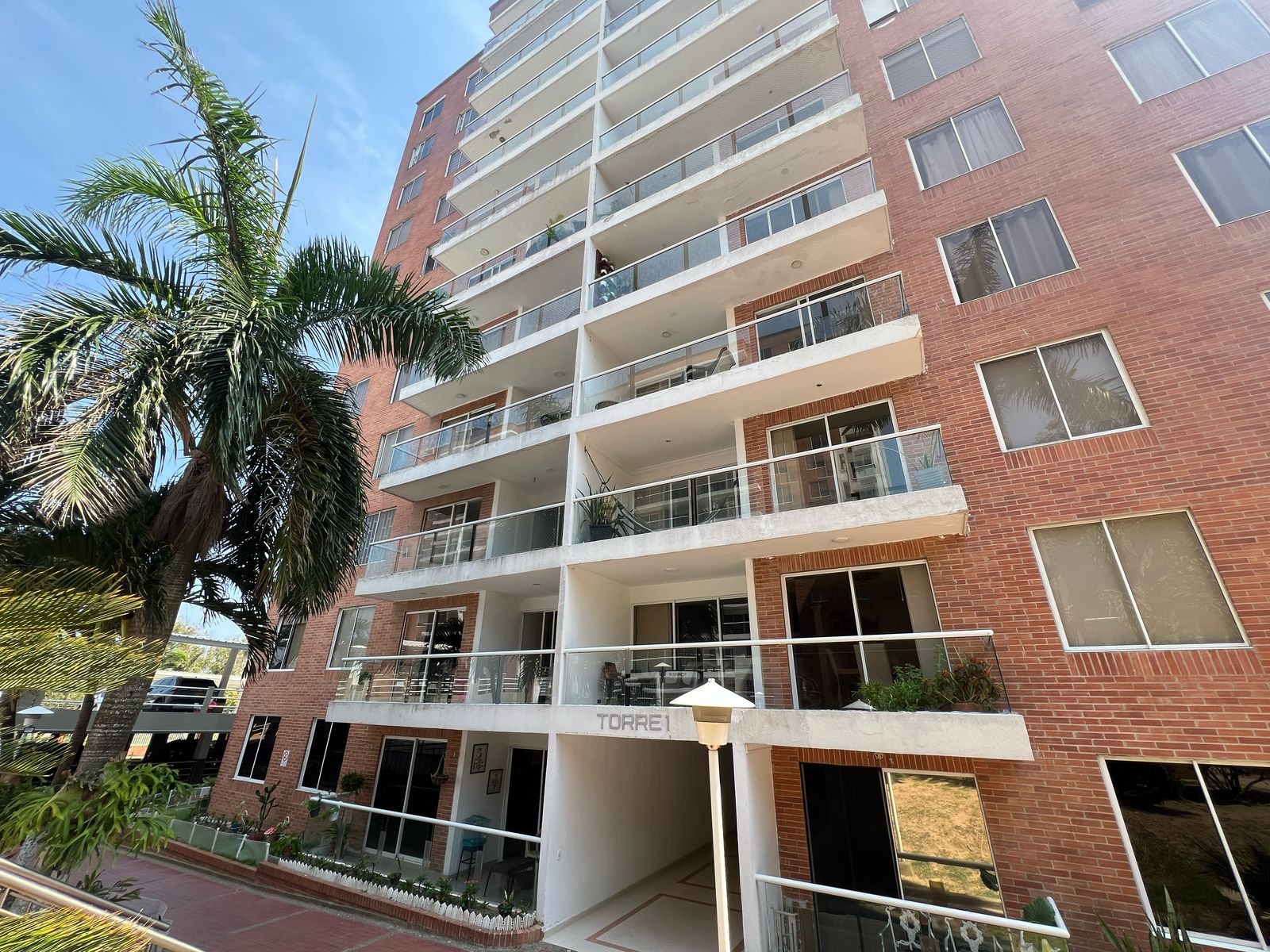 WhatsApp-Image-2025-04-16-at-16.37.39-1