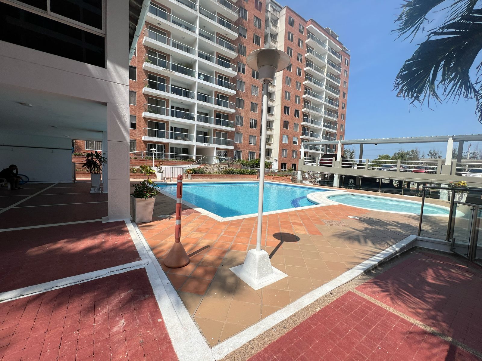 WhatsApp-Image-2025-04-16-at-16.37.39