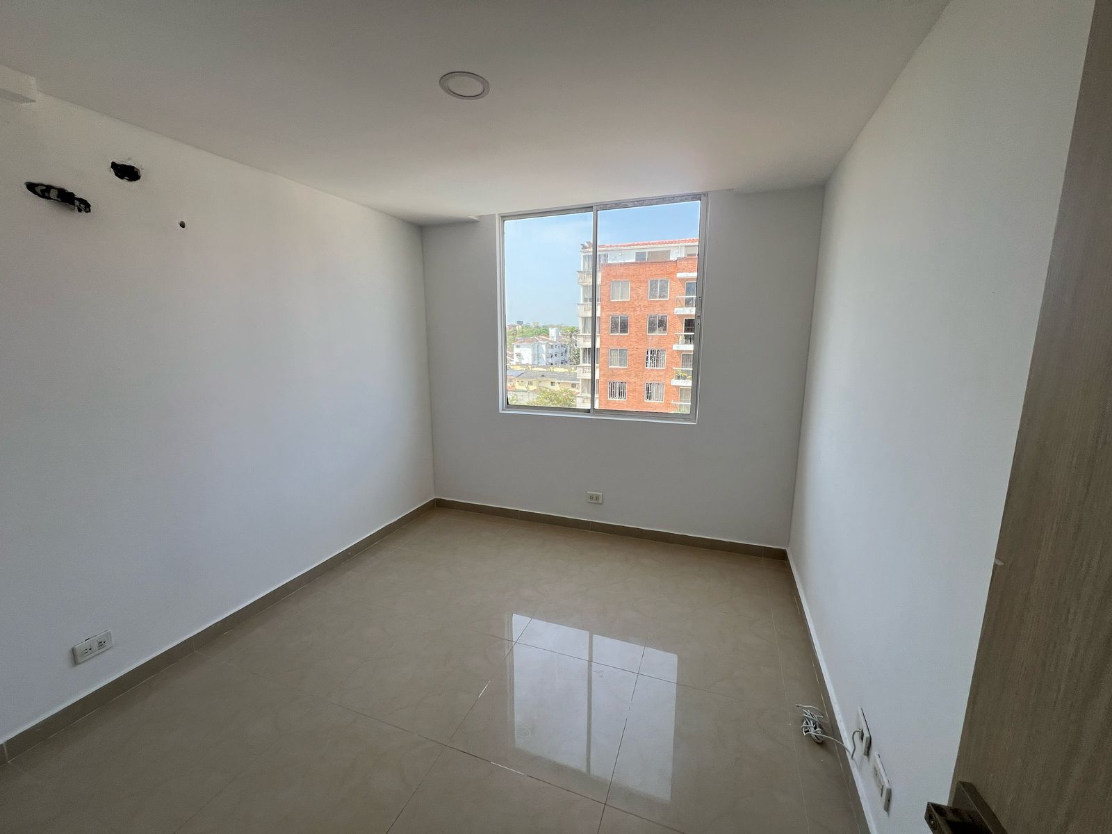 WhatsApp-Image-2025-04-16-at-16.37.42