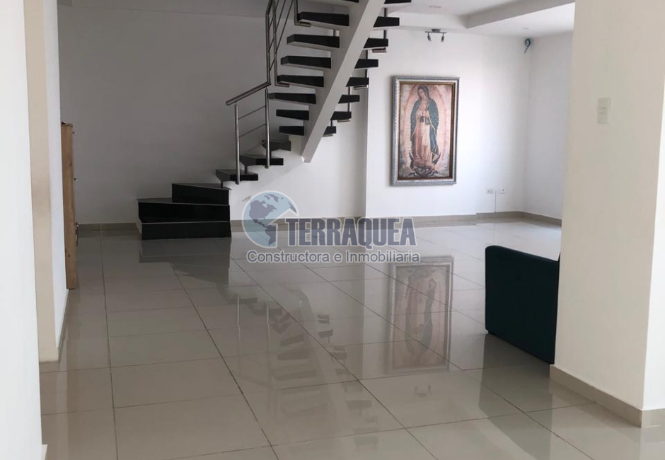 Apartamento PH en Riomar