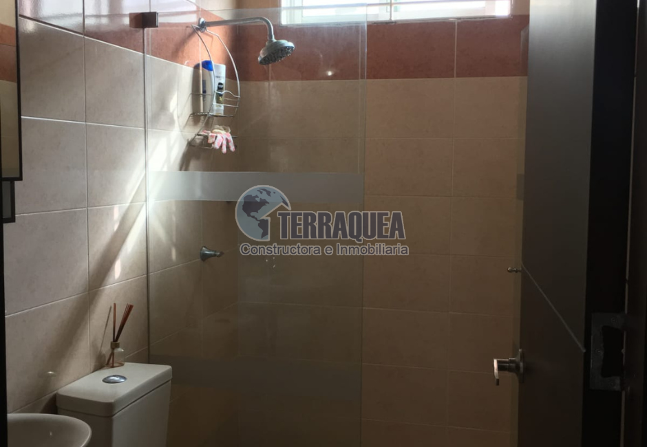 Casa+2 Apartamentos en Los Alpes