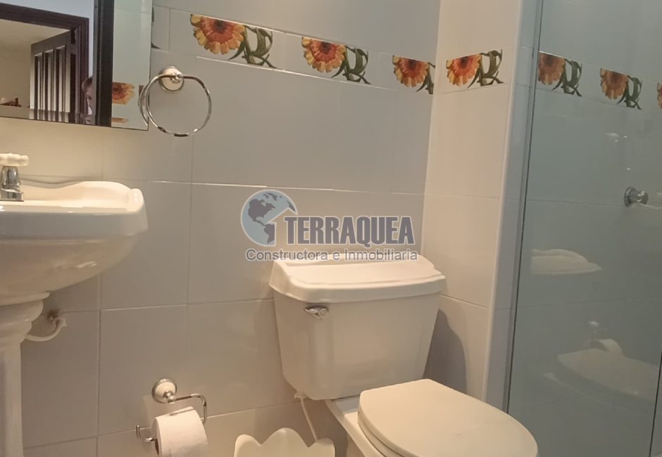Casa 3 niveles en Riomar