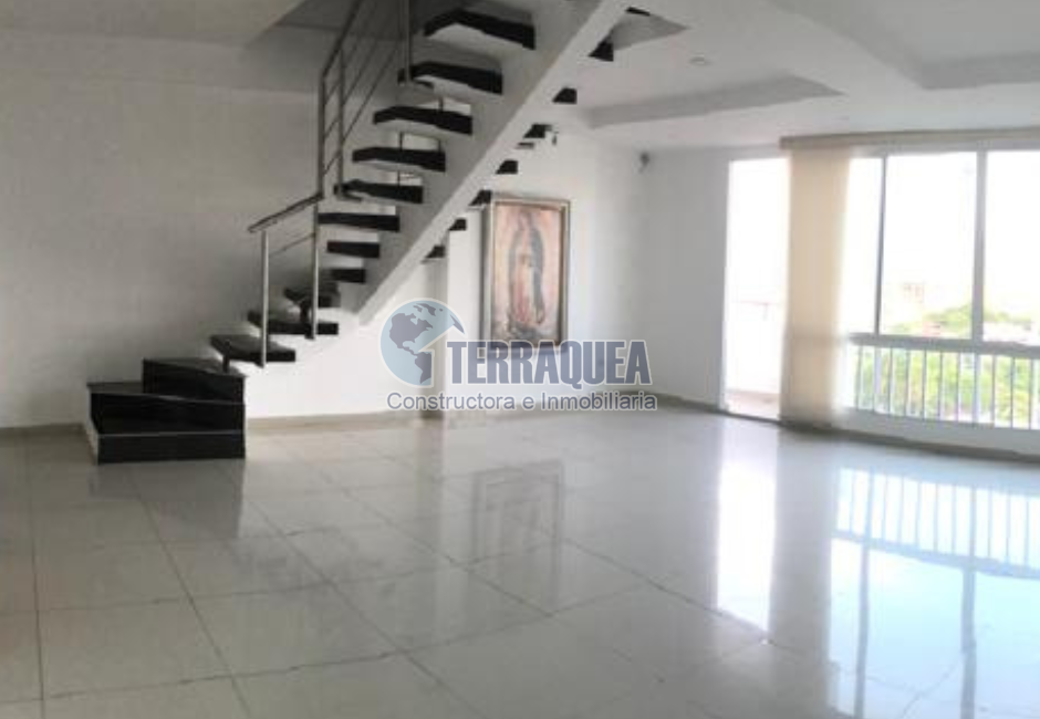 Apartamento PH en Riomar