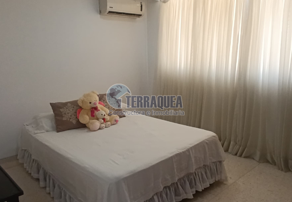 Casa 3 niveles en Riomar