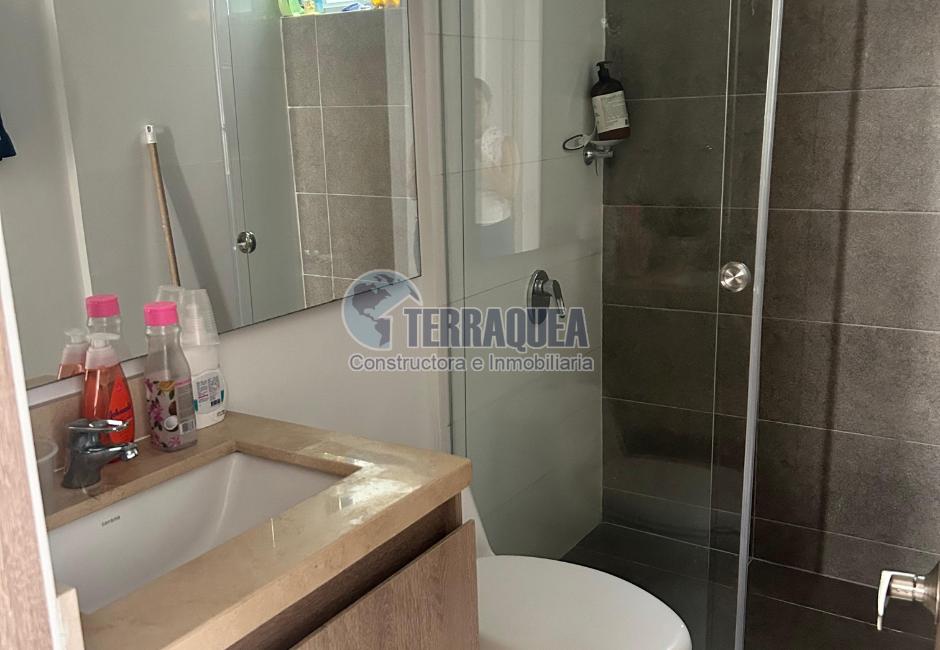 Apartamento en Alameda del Rio, Conj. Zafiro.