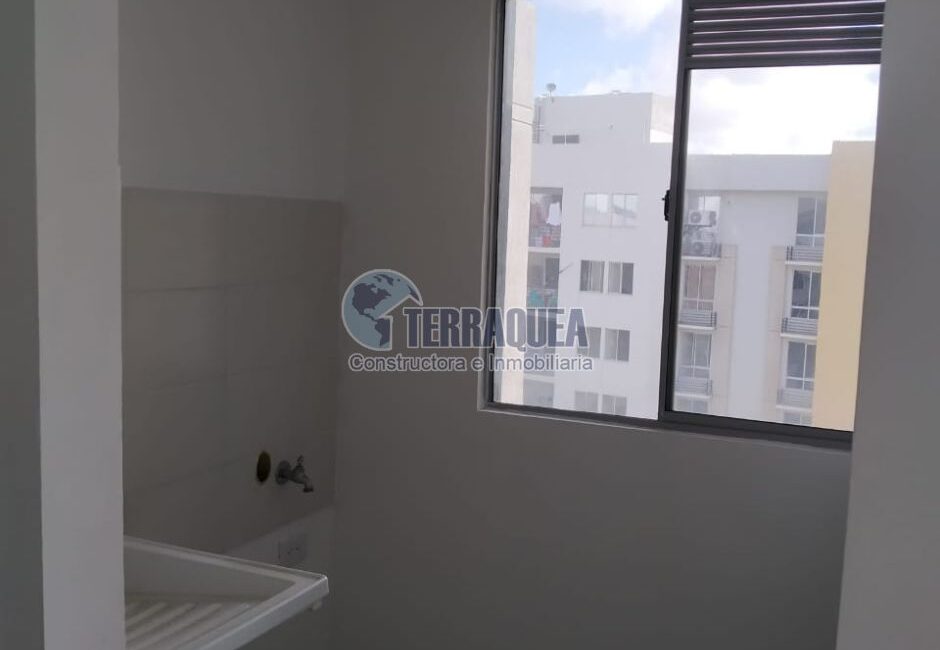 Apartamento en Alameda del Rio, Conj. Gaviota.